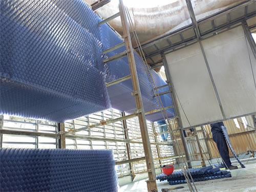 浅谈广东冷却塔的分类及各自优势特点分析(冷却塔开式闭式成本对比)